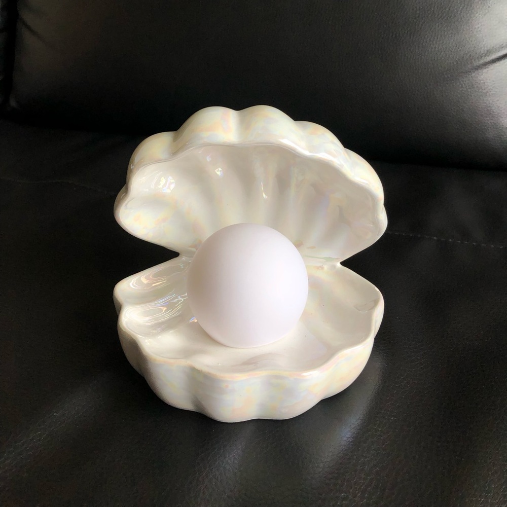Seashell lamp